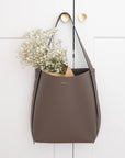 AALLYN Jolina Bucket Tote Wood Berry