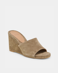 Holta suede wedge by Dolce Vita crafted in olive suede with a flattering wedge silhouette.
