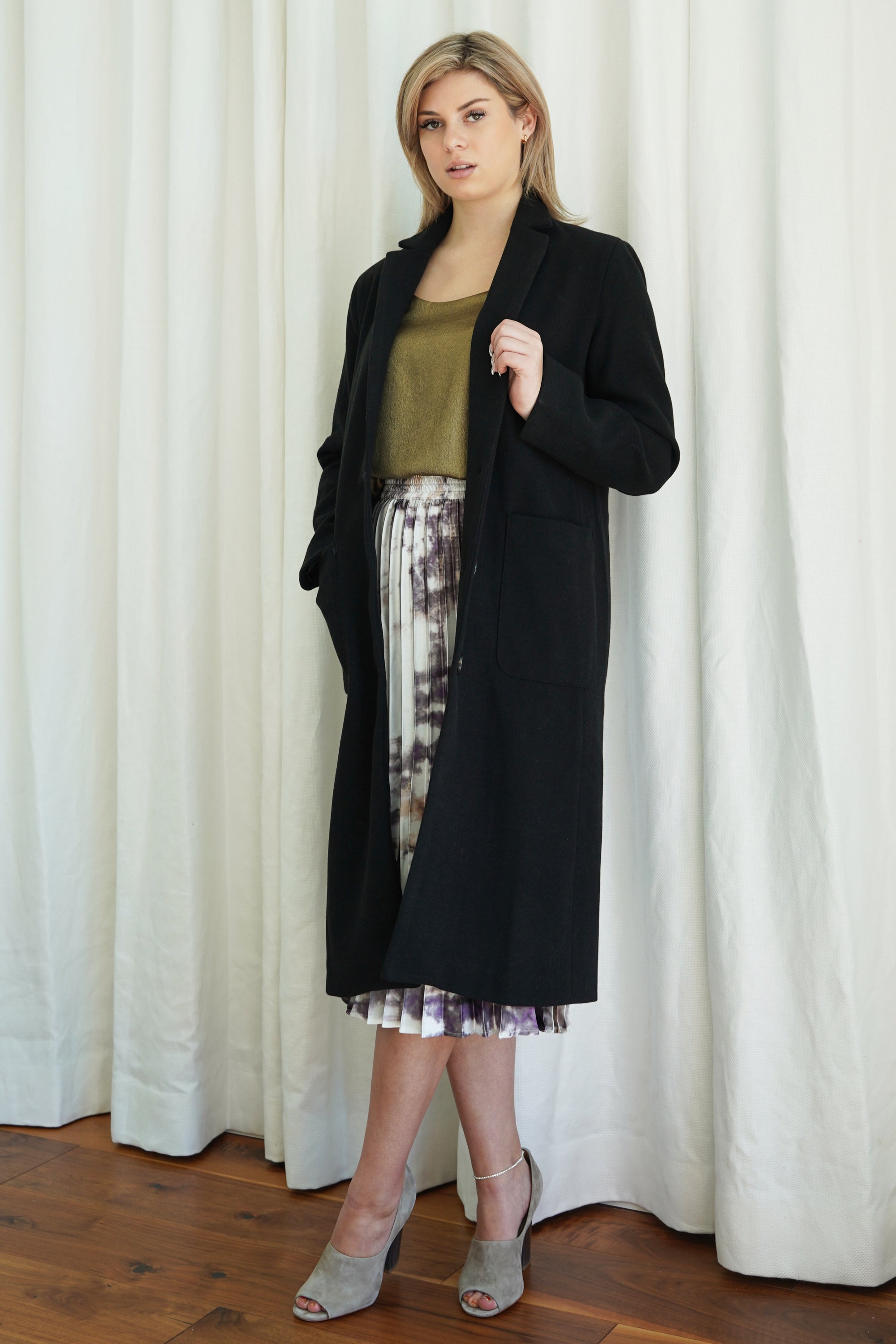 Abstract Pleated Skirt - The Flaunt