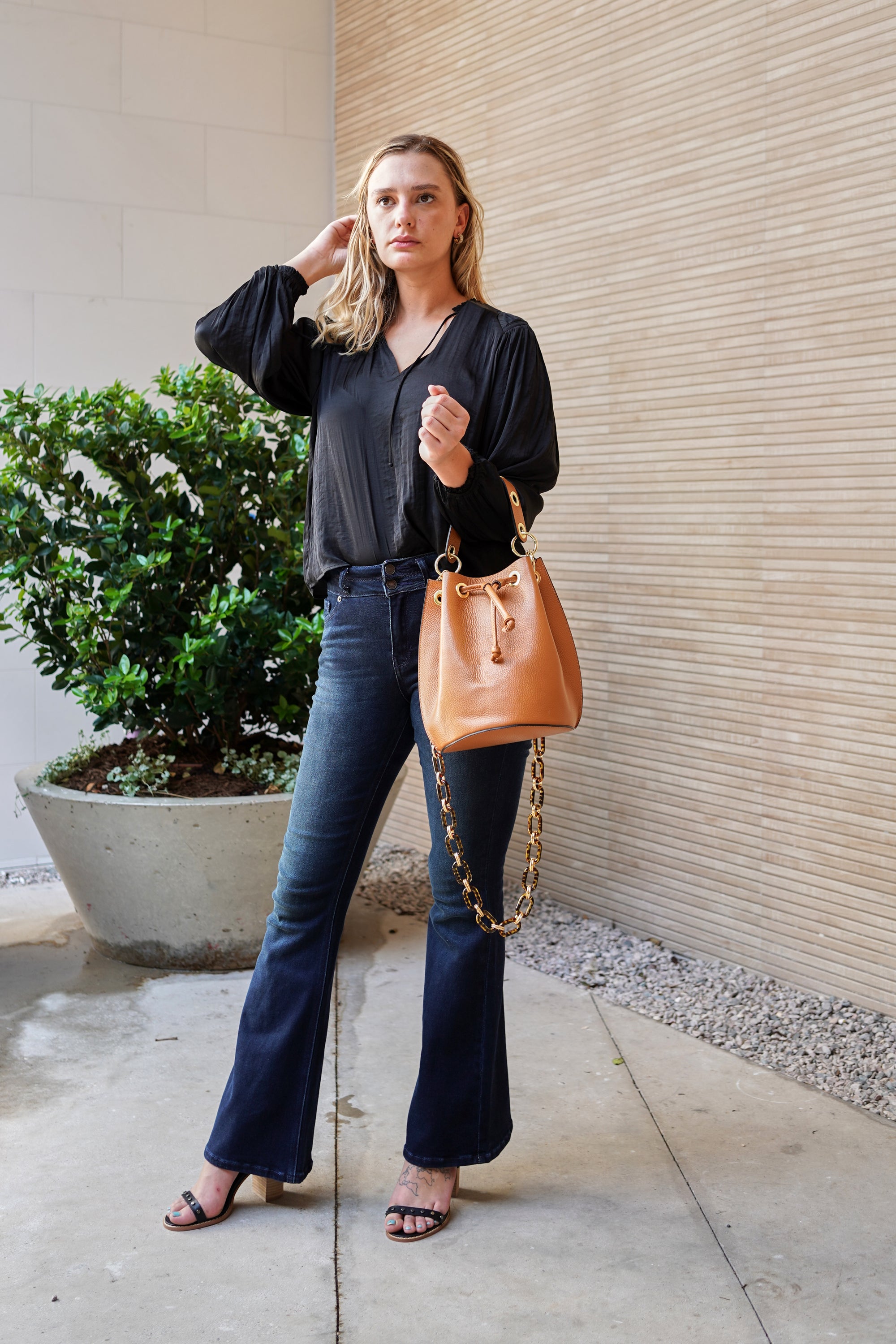 The Sidonie Blouse - The Flaunt