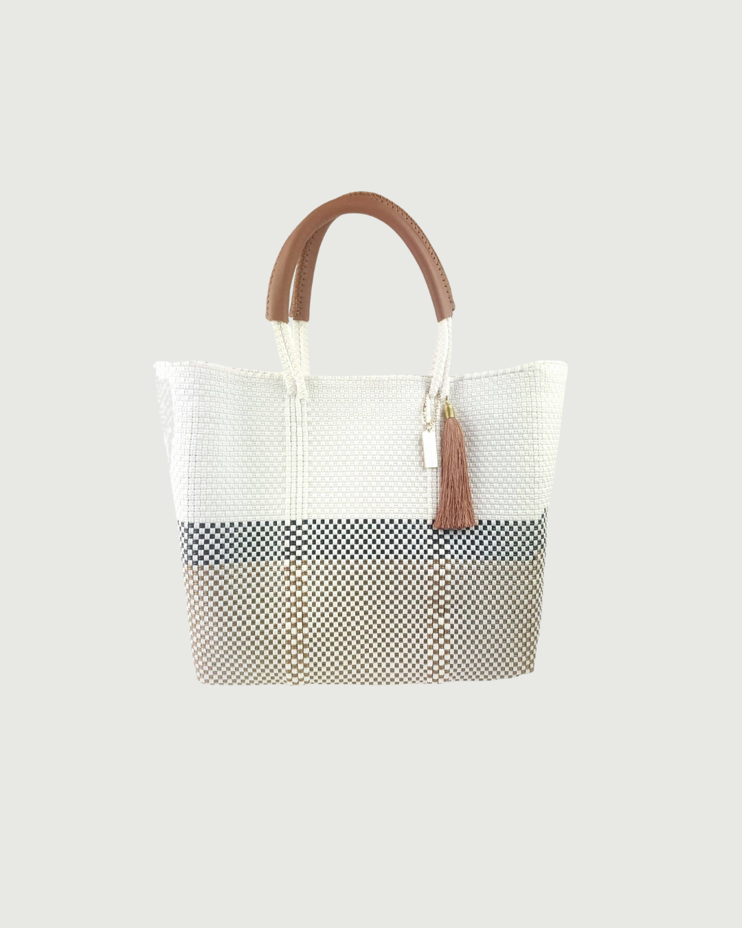 Cassidy sustainable resort tote bag by Mavis by Herrera