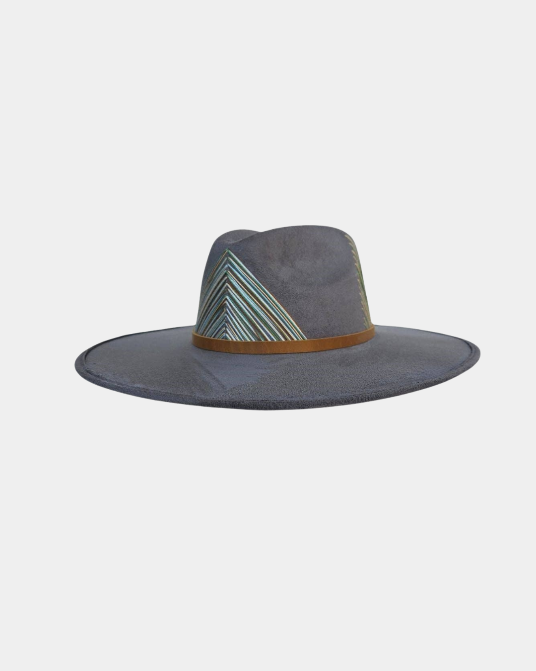 Side angle of the wide brim Lottie hat with structured crown shape.