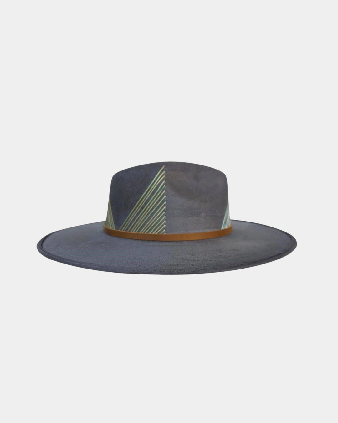 Side angle of the wide brim Lottie hat with structured crown shape.