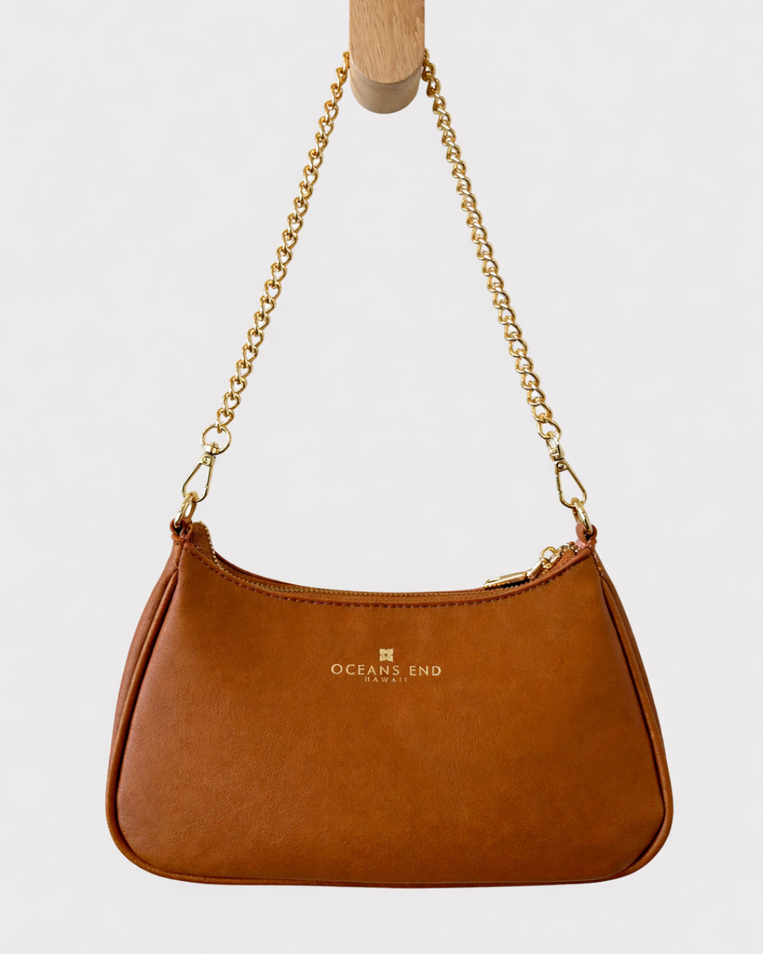 Oceans End Shylynn convertible handbag and crossbody bag in vegan leather designed in Hawaii