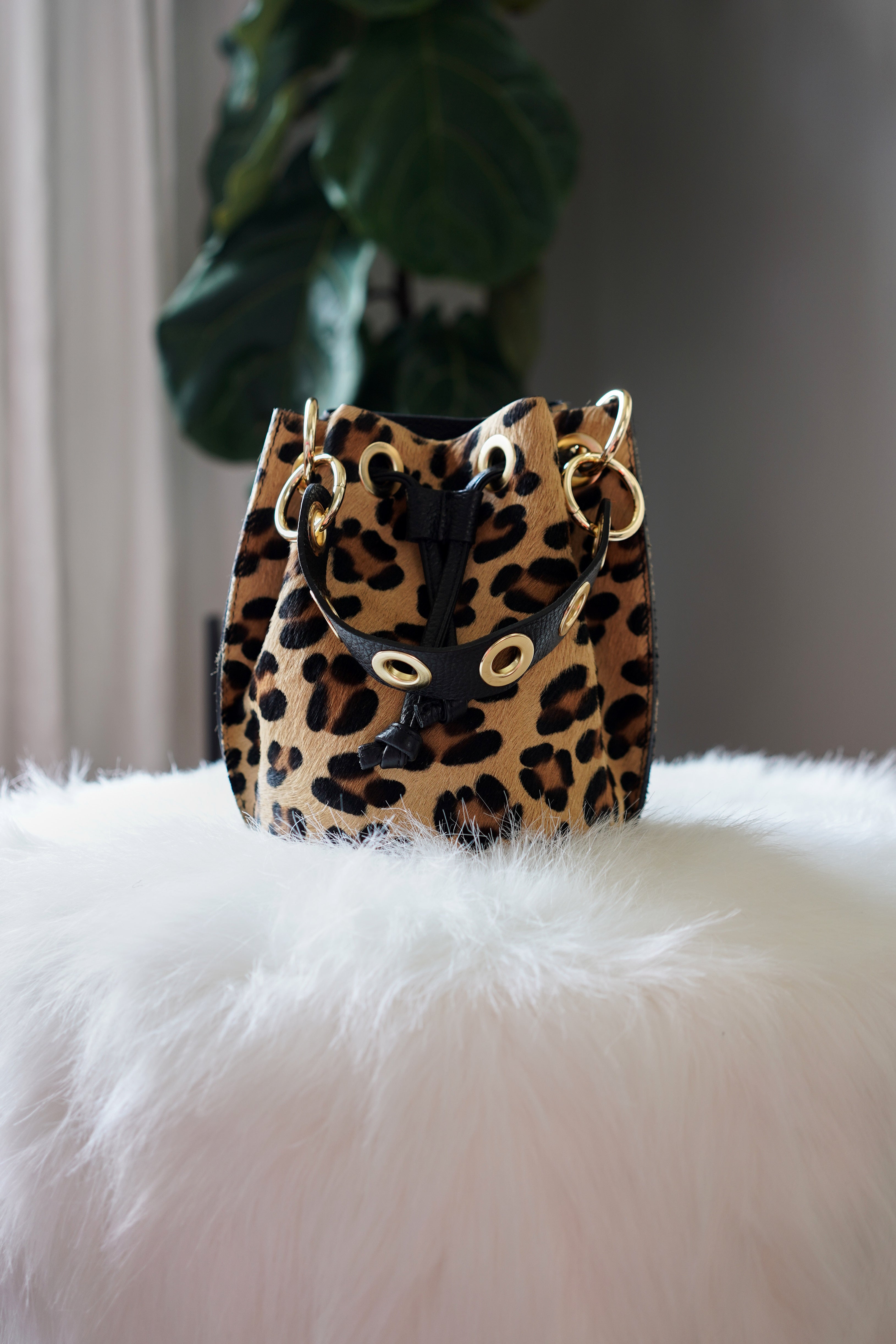 Leopard bucket online bag